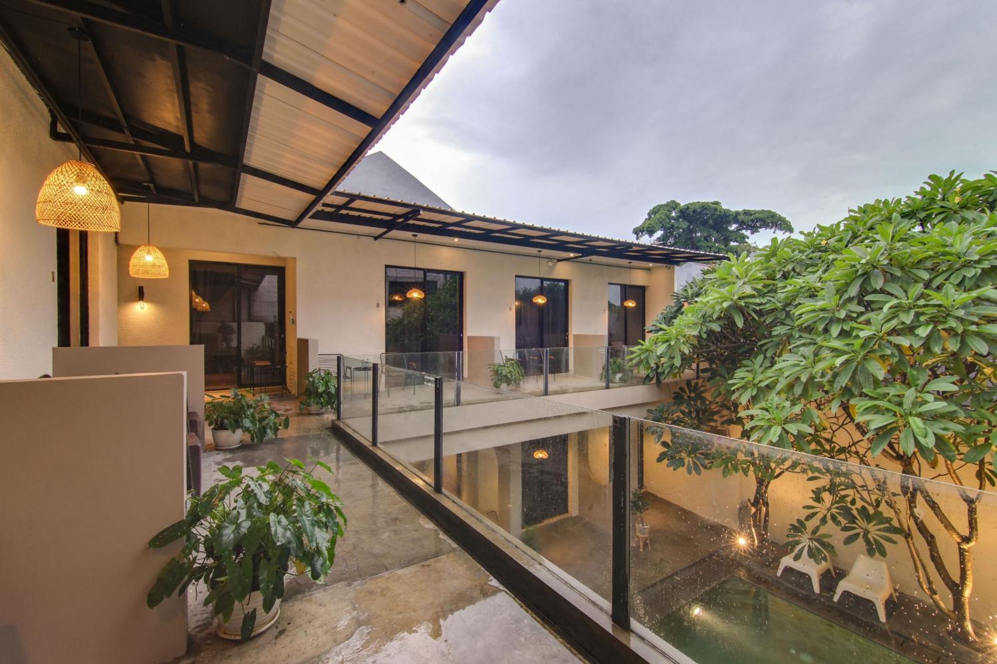 Escotel Casa De Luga Jakarta Eksteriør bilde