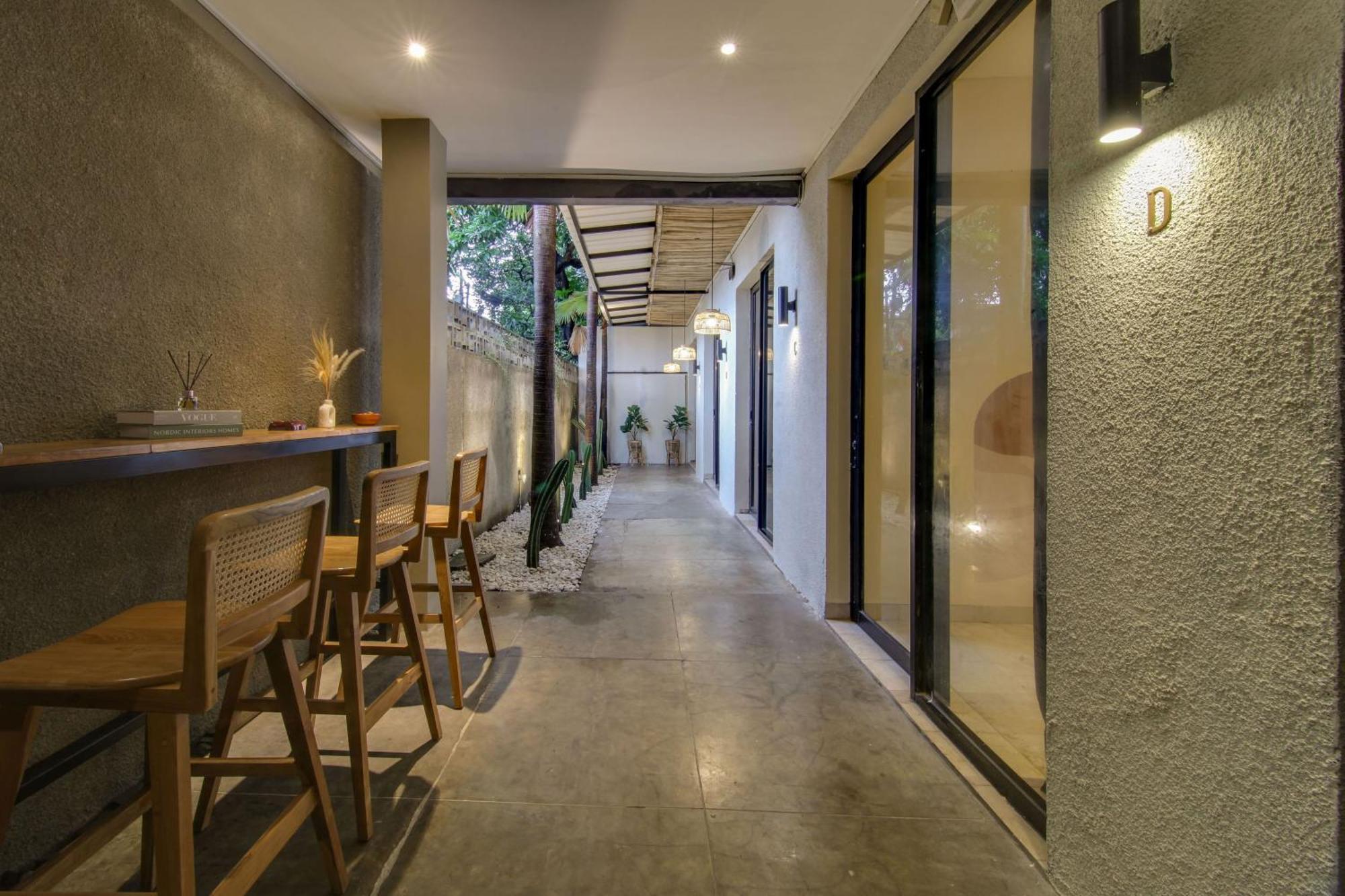 Escotel Casa De Luga Jakarta Eksteriør bilde